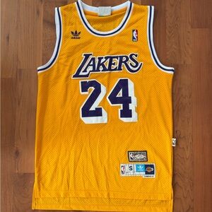 Adidas Kobe Bryant Los Angeles Lakers Basketball Jersey Men’s Small